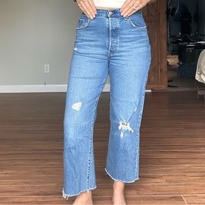 Levi’s Ribcage Ankle Straight Jeans